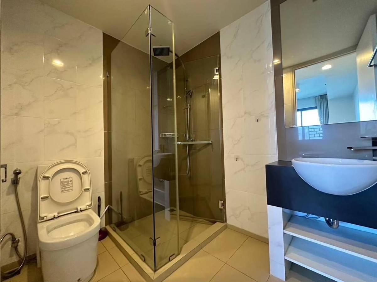 Sea View -High Floor 2 Bed Room Excellent Location Pattaya Buitenkant foto